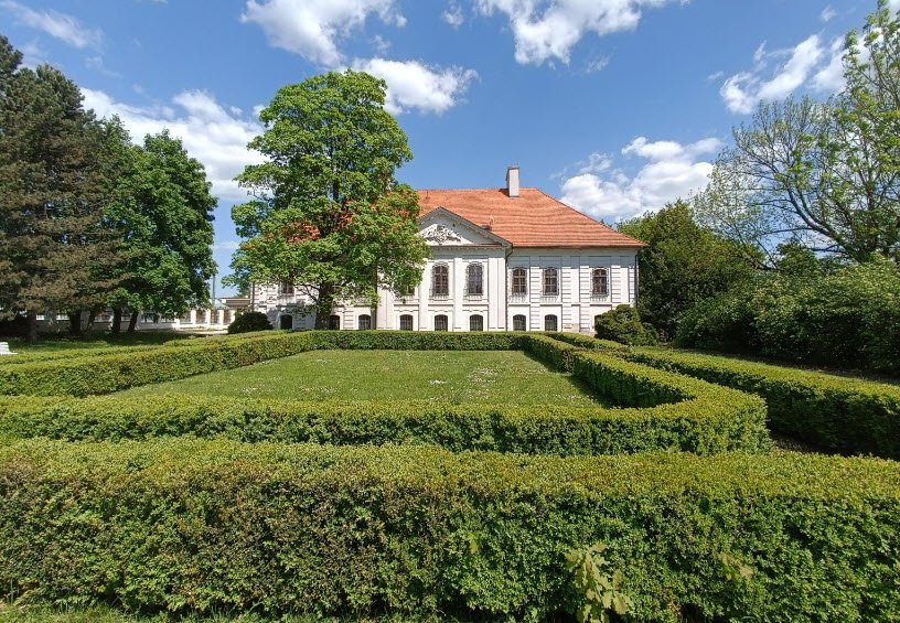 Kaštieľ / Múzeum historických hodín, Budimír, Slovakia, Slovakia